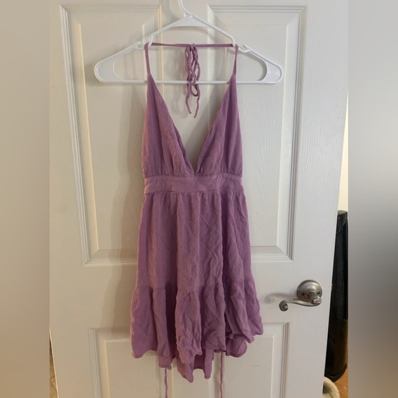 Dresses & Skirts - Lilac Halter V-Neck Flow Dress